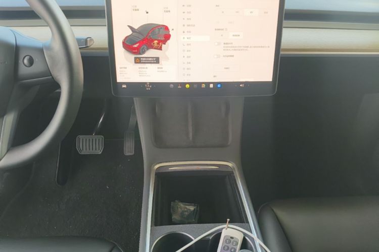 Tesla Model Y 2023 #13 Tesla Model Y 2023 car image #13