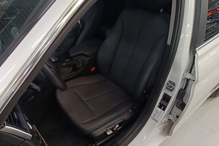BMW 3 Series 2016 #15 BMW 3 Series 2016 car image #15