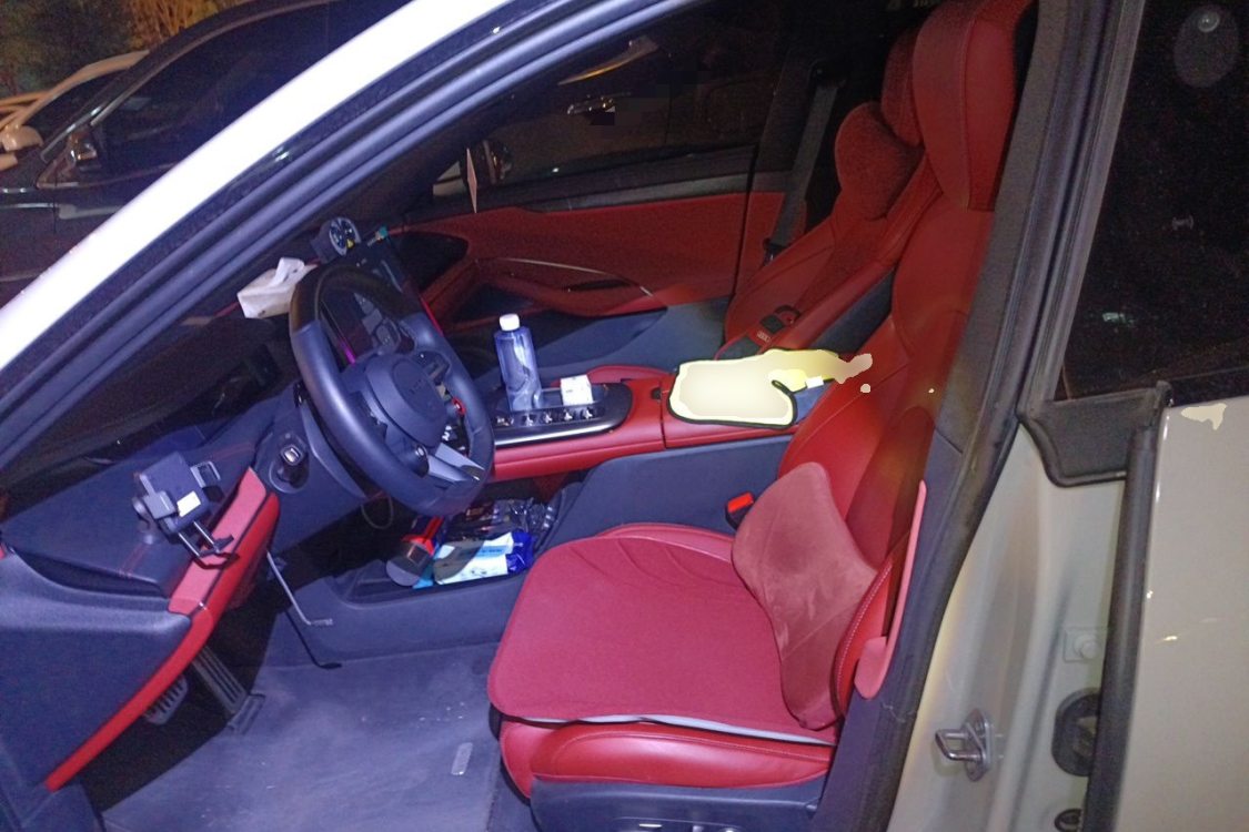 MI SU7 2024 car image #18