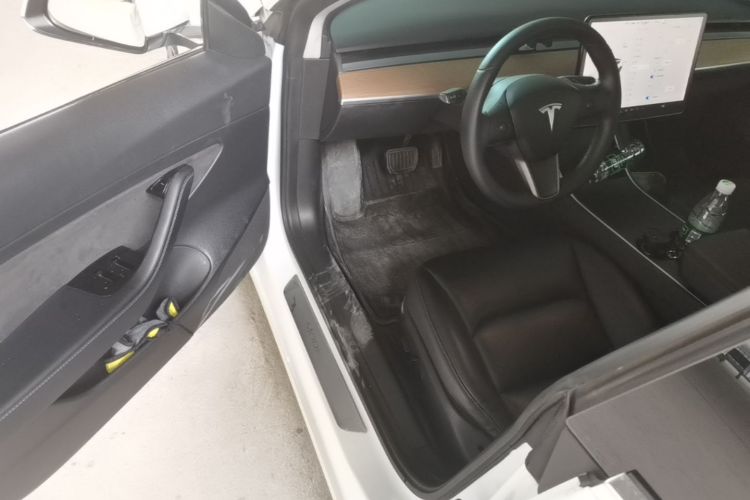 Tesla Model 3 2020 #16 Tesla Model 3 2020 car image #16