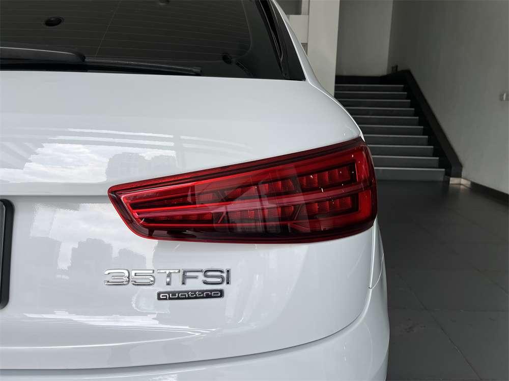 Audi Q3 2017 car image #7