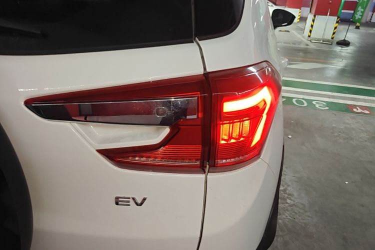 BYD Yuan New Energy 2019 imagen de coche #8