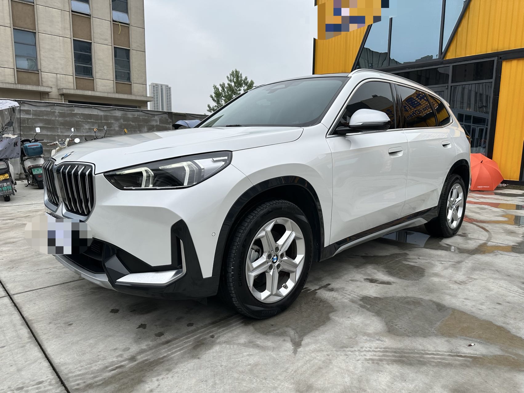 BMW X1 2023 BMW X1 2023 car image