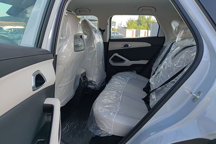 BYD YuanUP 2026 #17 BYD YuanUP 2026 car image #17