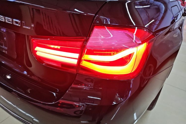 BMW 3 Series 2016 car image #8