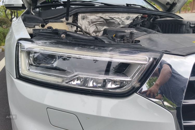 Audi Q3 2019 #8 Audi Q3 2019 car image #8