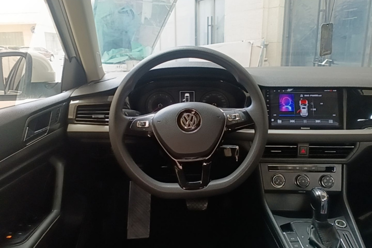 Volkswagen Lavida 2019 #11 Volkswagen Lavida 2019 car image #11