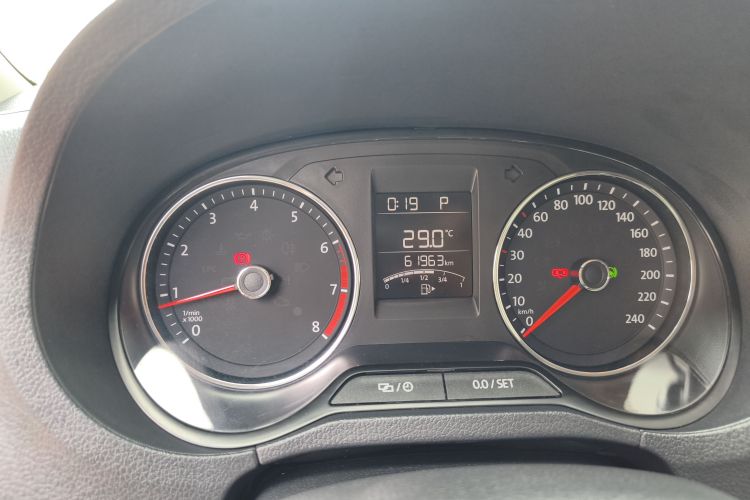 Volkswagen Polo 2017 #12 Volkswagen Polo 2017 car image #12