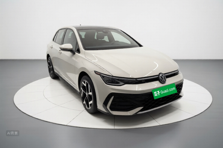 Volkswagen Golf 2025 car image #4