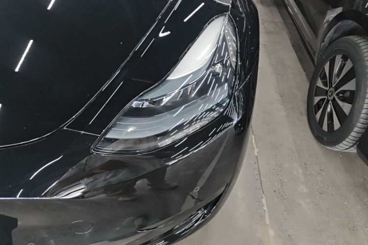 Tesla Model Y 2023 car image #23