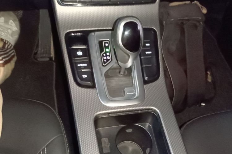 GEELY Emgrand GS 2018 car image #14