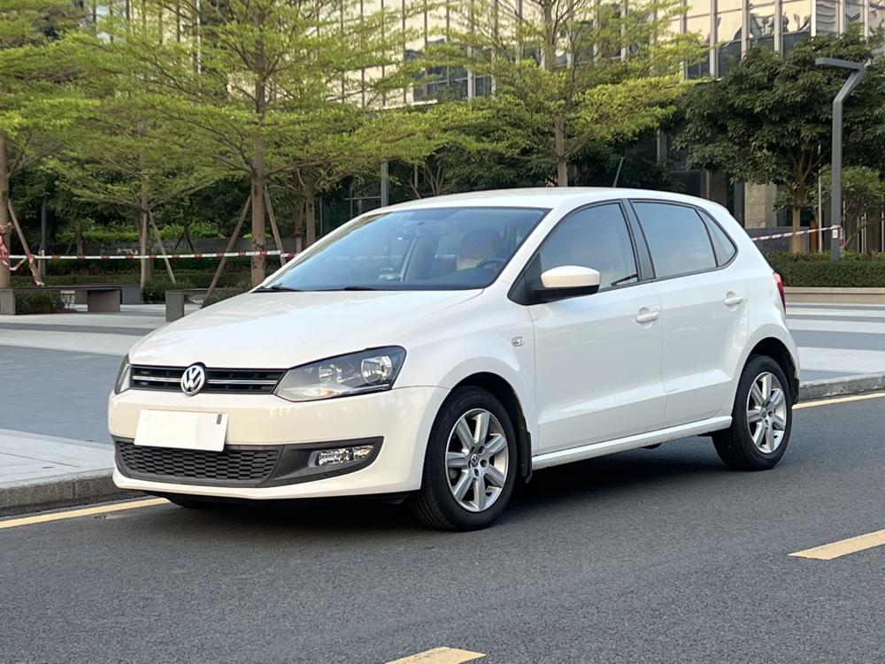 Volkswagen Polo 2013 car image 