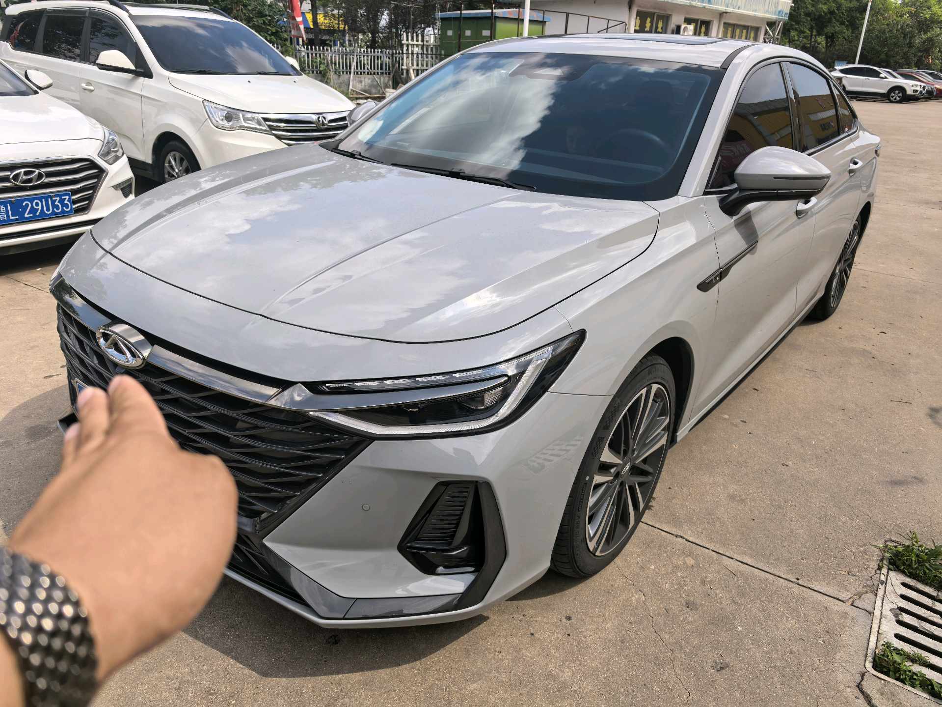 Chery Arrizo 8 2023 car image 