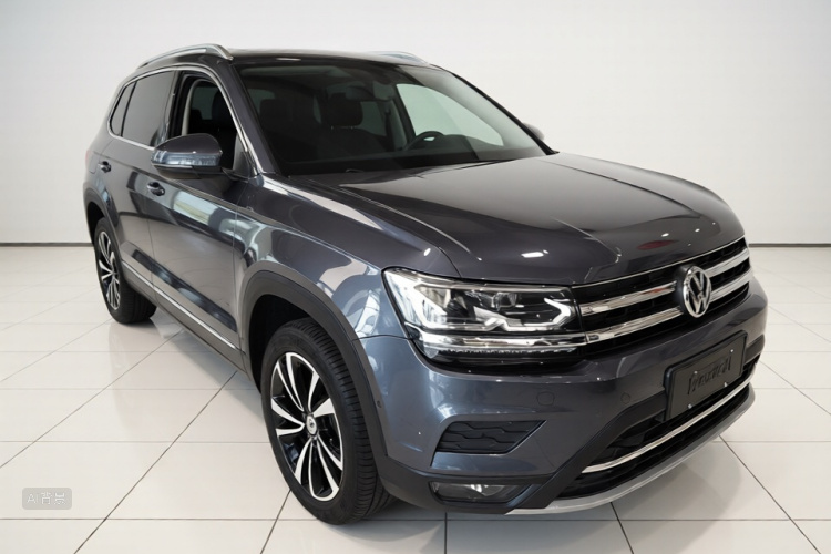 Volkswagen Tharu 2019 car image #4