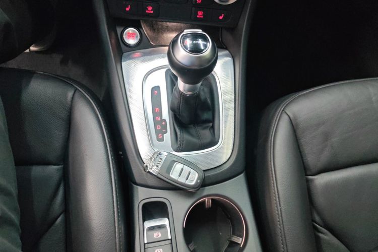 Audi Q3 2016 #14 Audi Q3 2016 car image #14