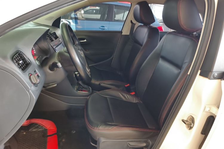 Volkswagen Polo 2017 #15 Volkswagen Polo 2017 car image #15