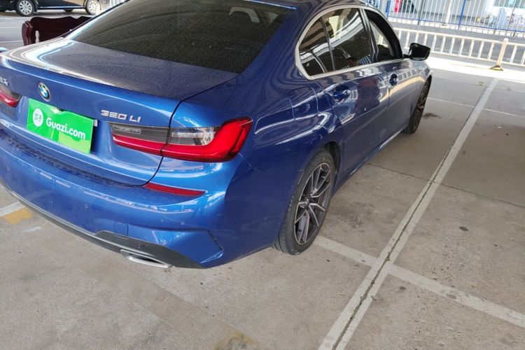BMW 3 Series 2021 car image #8