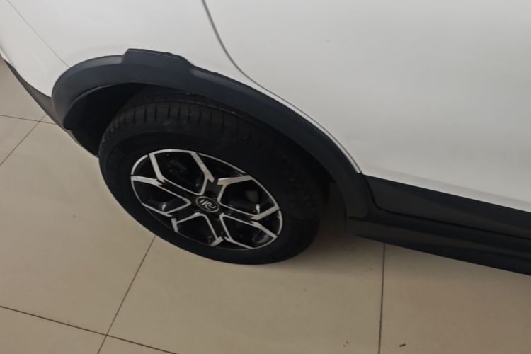 BYD Yuan Pro 2022 #10 BYD Yuan Pro 2022 car image #10