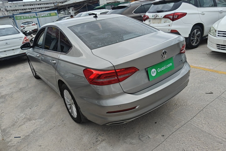 Volkswagen Lavida 2019 car image #5