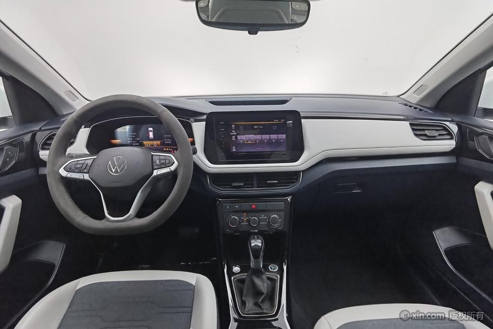 Volkswagen Tharu 2025 car image #11