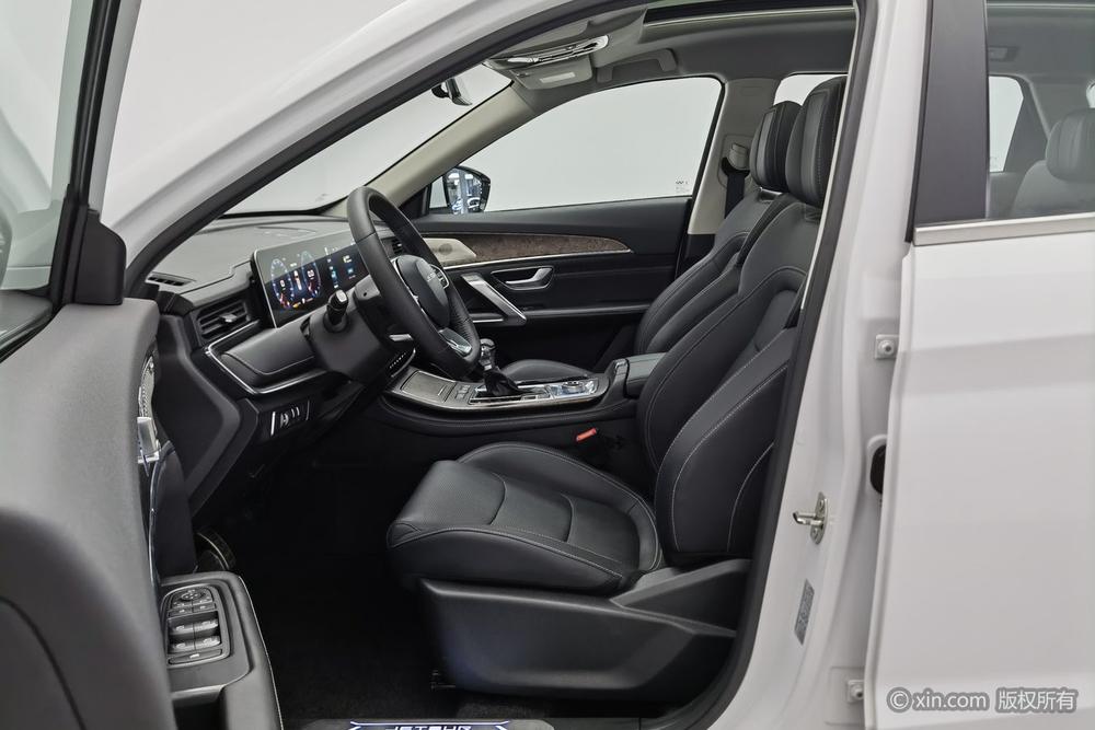 Jetour X70 PLUS 2021 #16 Jetour X70 PLUS 2021 car image #16