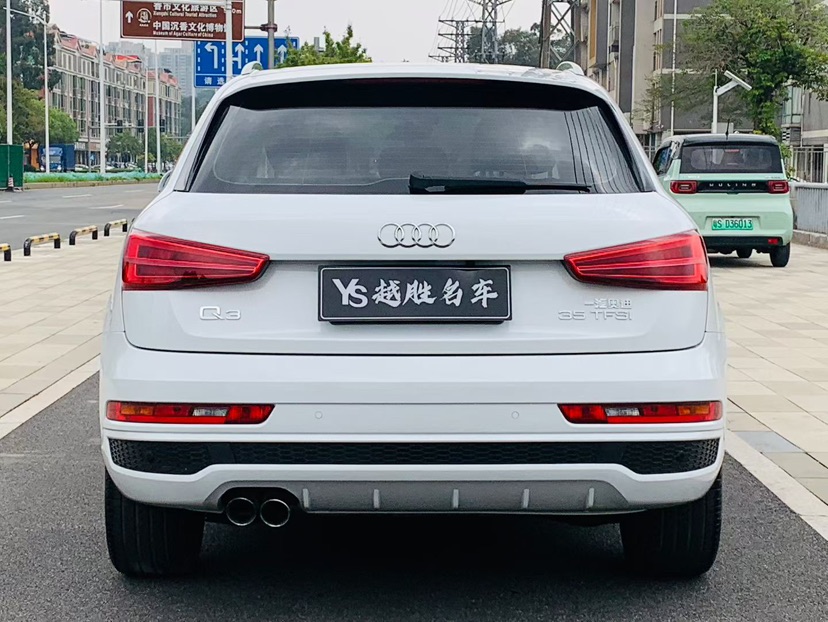 Audi Q3 2019 car image #4