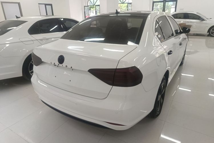 Volkswagen Lavida 2020 car image #6