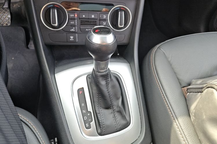 Audi Q3 2017 #14 Audi Q3 2017 car image #14
