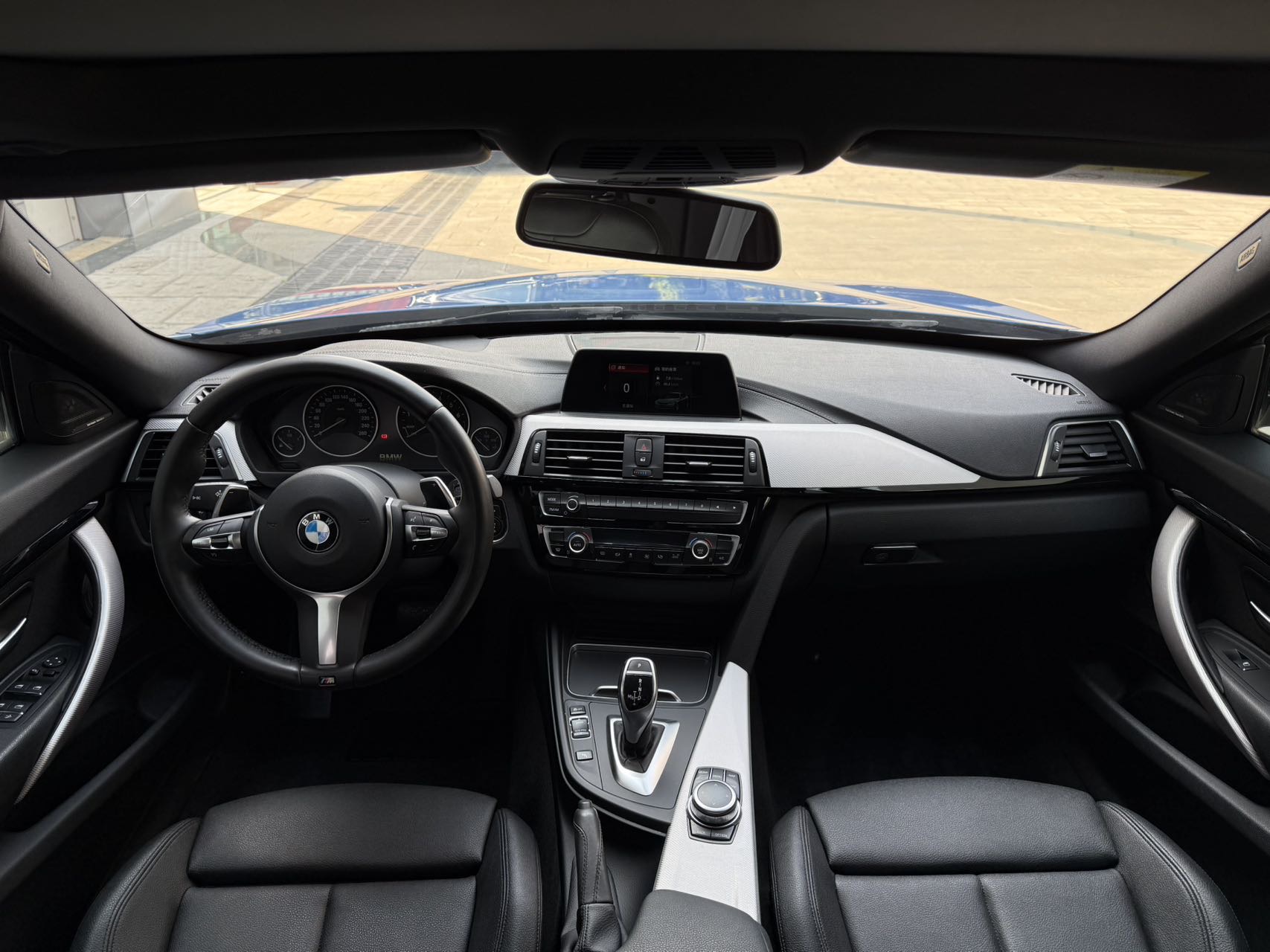 BMW 3 Series GT 2018 #8 BMW 3 Series GT 2018 car image #8