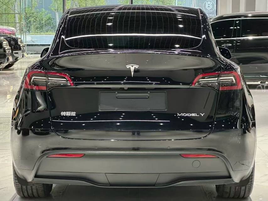 Tesla Model Y 2023 #6 Tesla Model Y 2023 image de voiture #6
