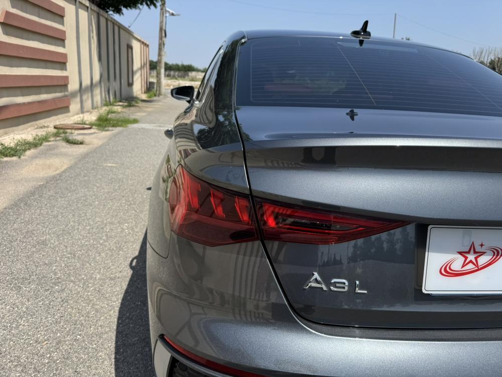 Audi A3 2023 immagine di auto #8