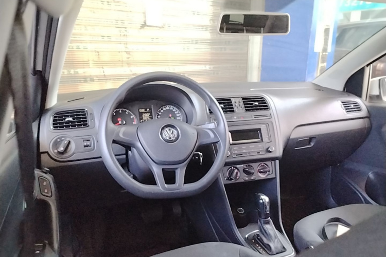 Volkswagen Polo 2018 #11 Volkswagen Polo 2018 car image #11