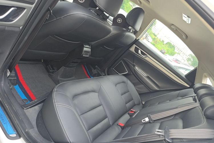 GEELY Emgrand GL 2017 car image #17