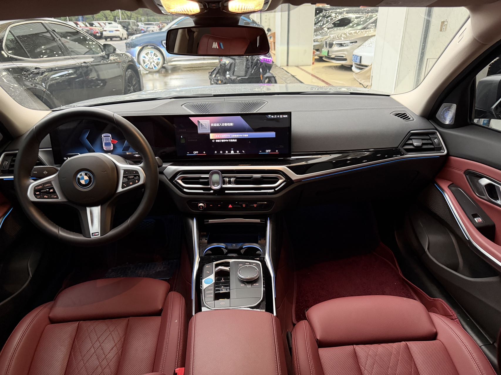 BMW i3 2023 car image #9