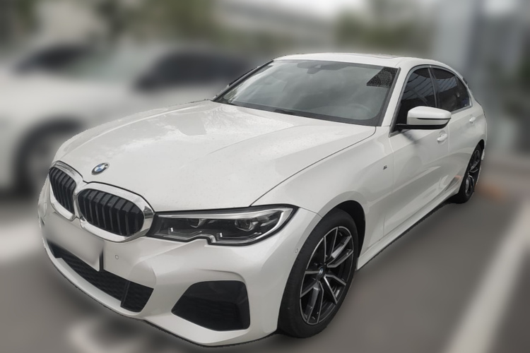 BMW 3 Series 2021 car image #2
