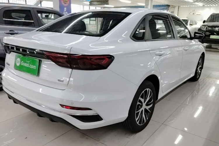 GEELY Emgrand 2023 car image #7