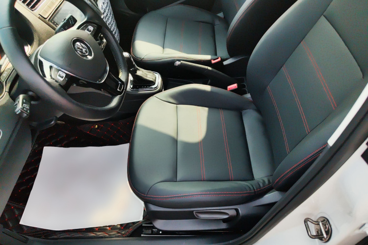 Volkswagen Polo 2018 صورة سيارة #19