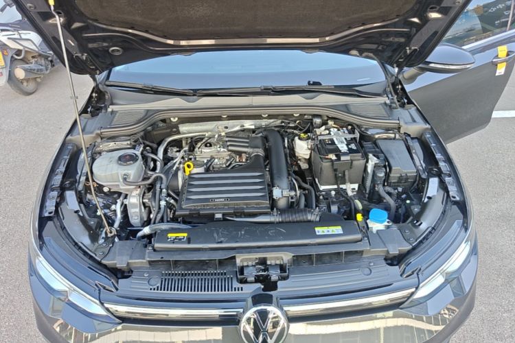 Volkswagen Golf 2023 imagem de carro #20