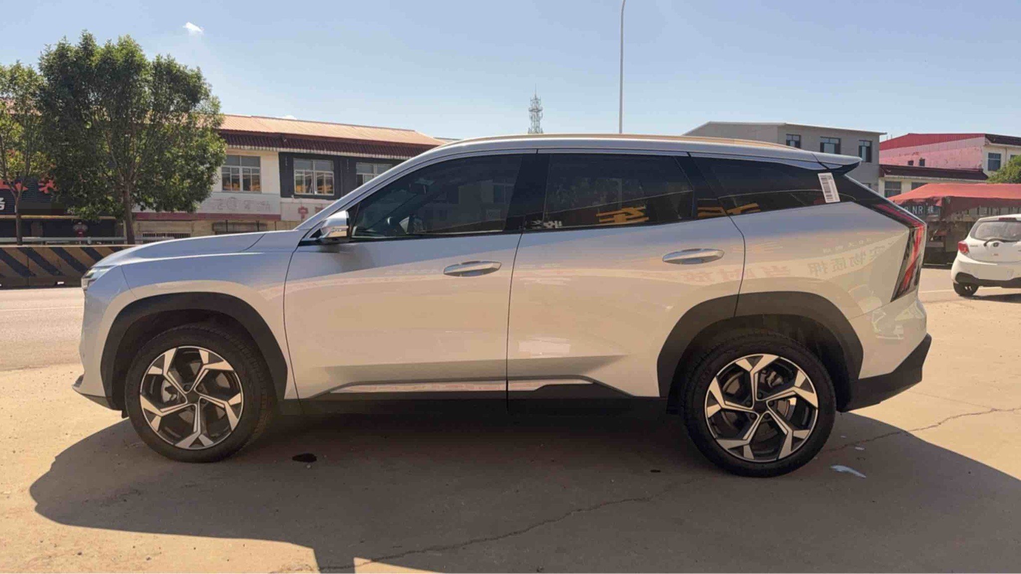 GEELY Boyue L 2023 изображение автомобиля #7