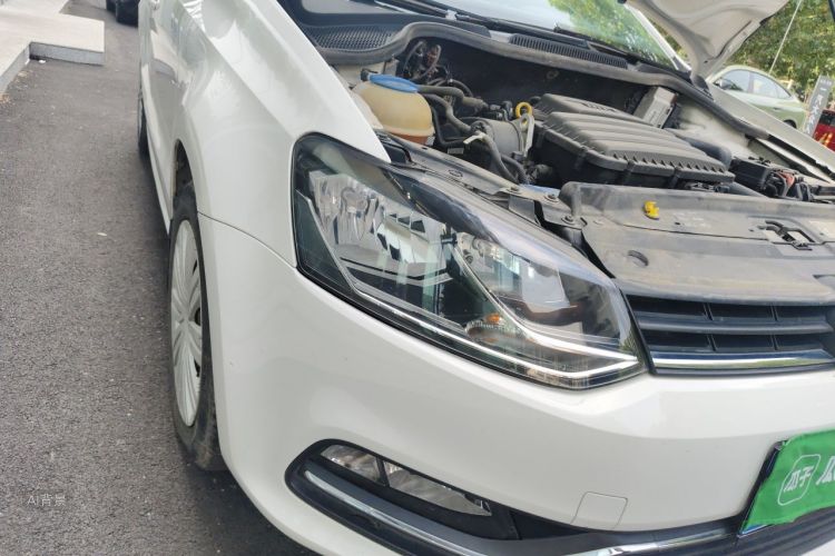 Volkswagen Polo 2019 car image #8
