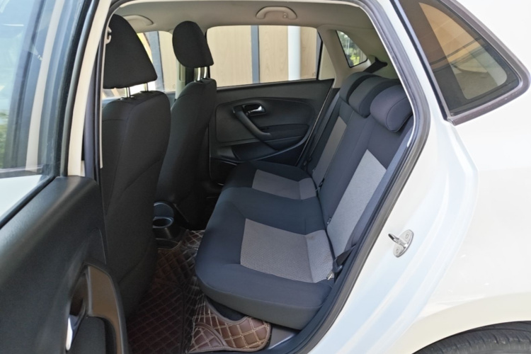 Volkswagen Polo 2016 #13 Volkswagen Polo 2016 car image #13