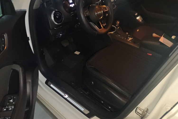 Audi A3 2020 car image #18