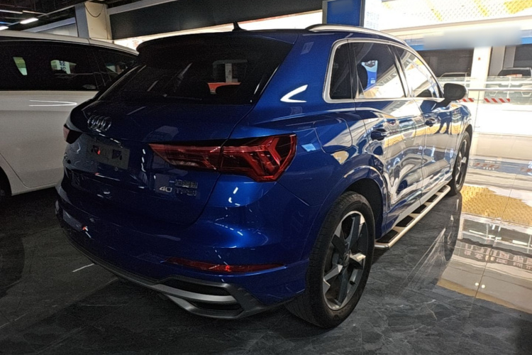 Audi Q3 2019 #5 Audi Q3 2019 car image #5