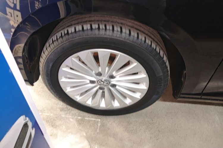 Volkswagen Lavida 2019 #9 Volkswagen Lavida 2019 car image #9