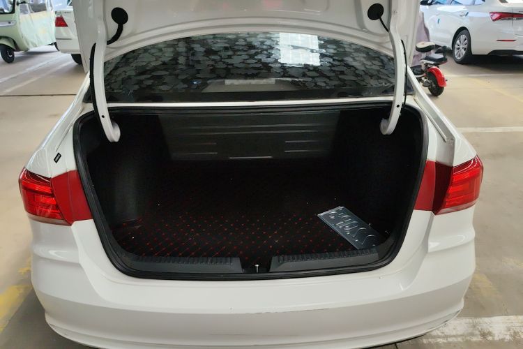 Volkswagen Santana 2019 car image #19