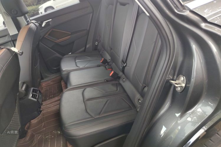 Audi Q3 2021 car image #19
