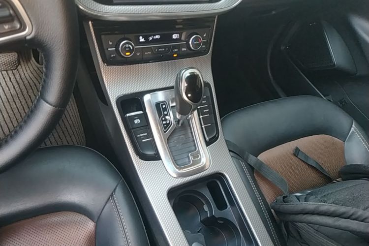GEELY Emgrand GS 2016 #25 GEELY Emgrand GS 2016 car image #25