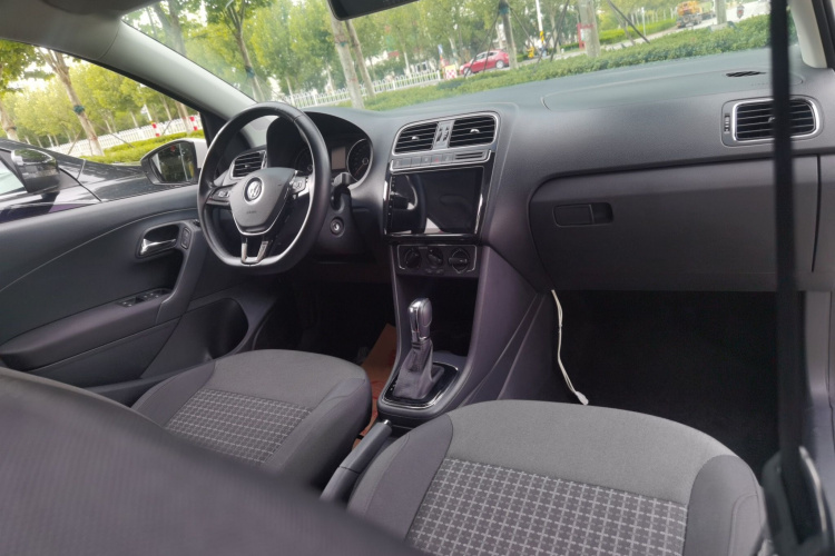Volkswagen Polo 2018 #12 Volkswagen Polo 2018 car image #12