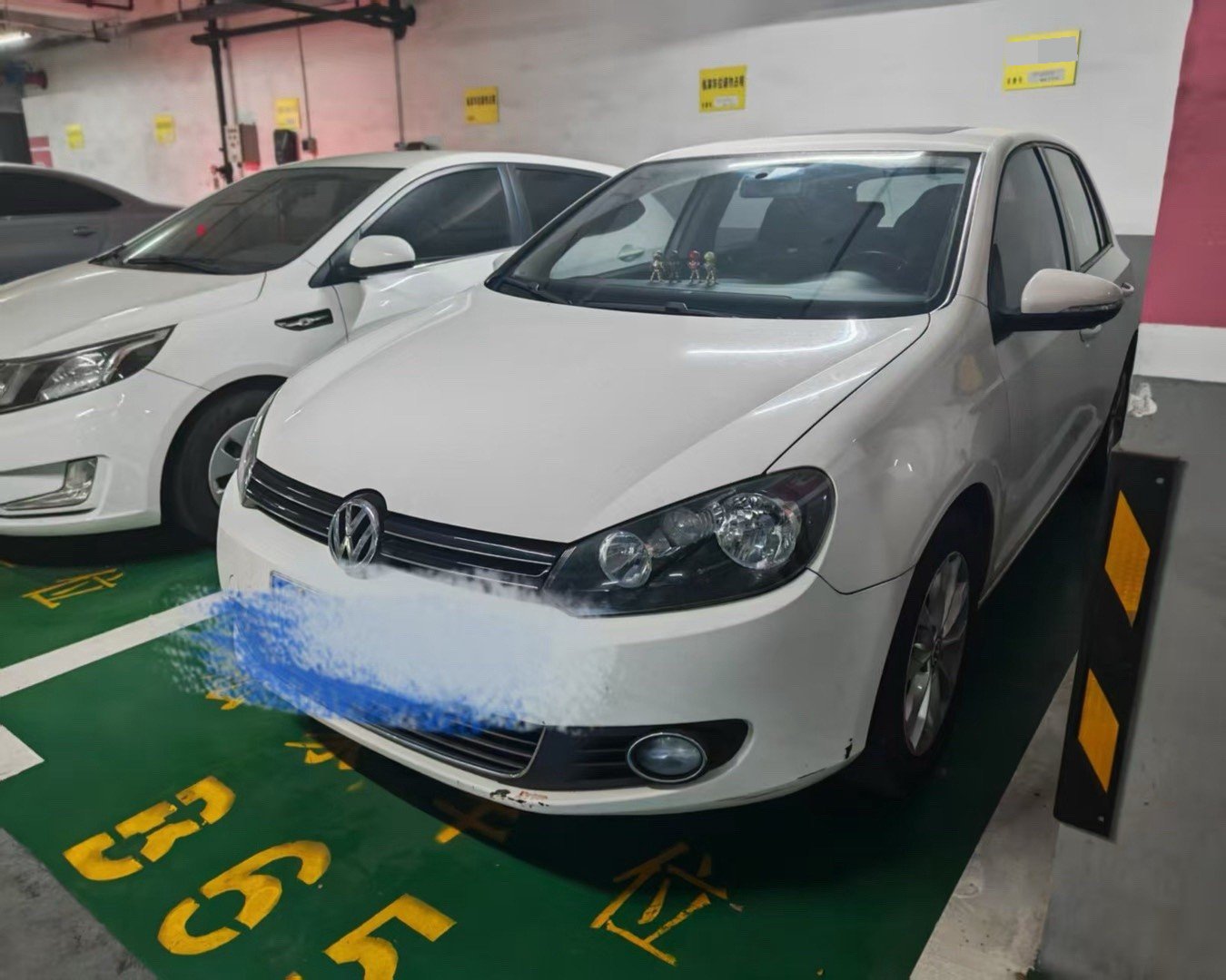 Volkswagen Golf 2013 car image 