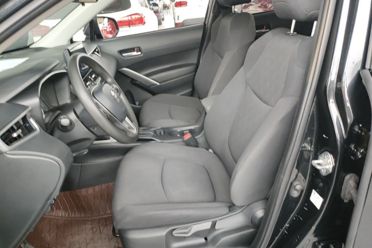 Toyota Corolla Cross 2022 #15 Toyota Corolla Cross 2022 car image #15